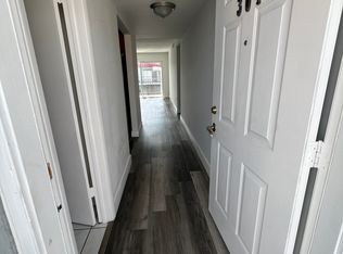 6070 W 19th Ave APT 304, Hialeah, FL 33012