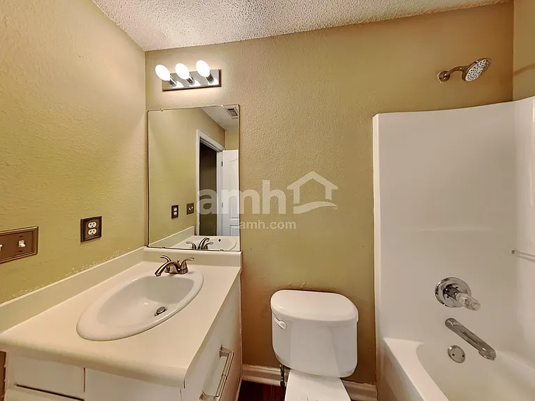 3083 Newtons Crest Cir — Photo 13