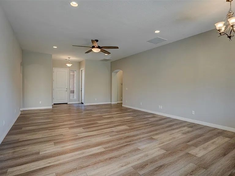6185 E Beecher Loop — Photo 5