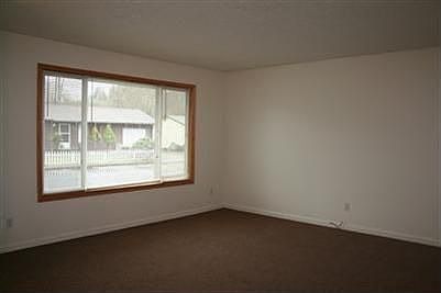 4th image of 414 Brierwood Ct SE