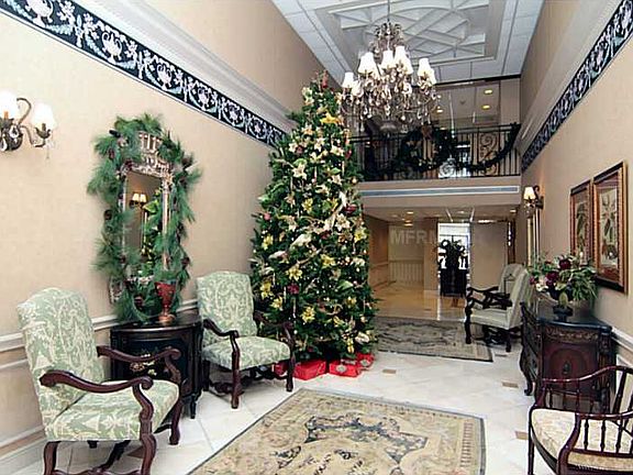 3rd image of 6 Belleview Blvd APT 803