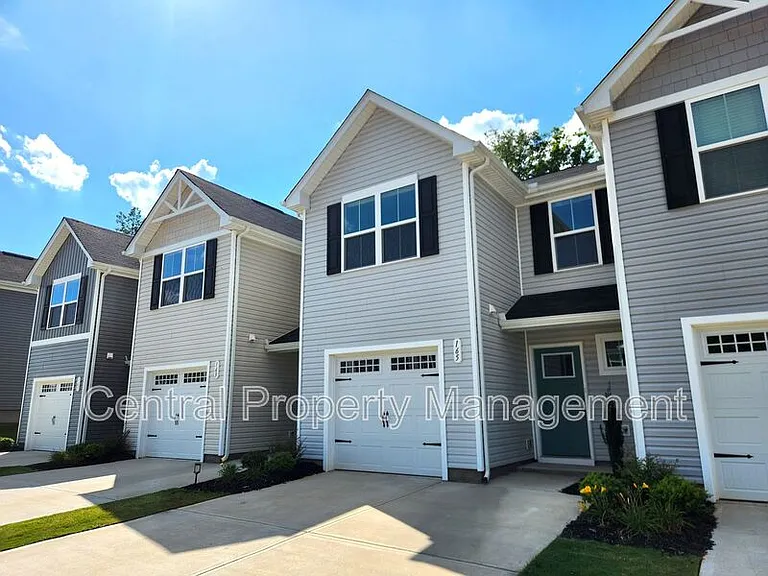 165 Sarnesfield Way — Photo 46