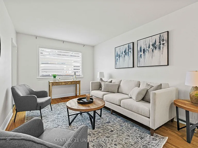 661 Rubidge St — Photo 4