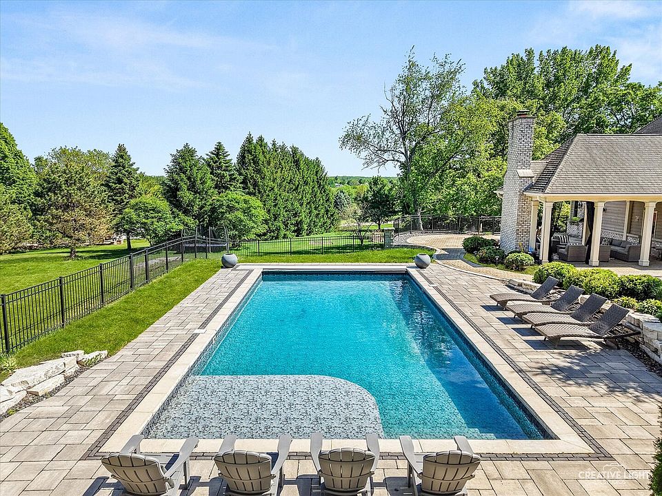 6N499 Brookhaven Ln, St Charles, IL 60175 | Zillow