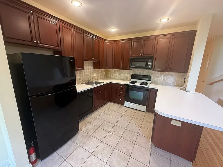 179 Mountain View Dr — Photo 10