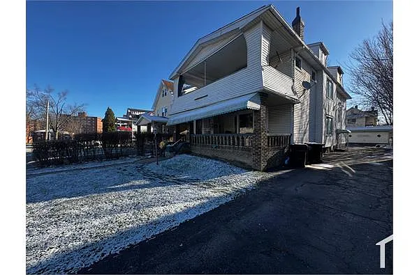 1545 Glenmont Rd #1 photo 1