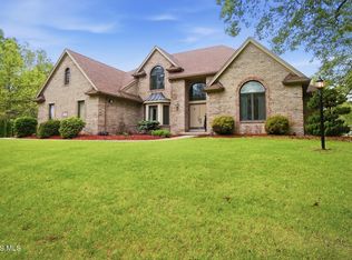 9143 Rolling Hill Rd, Holland, OH 43528