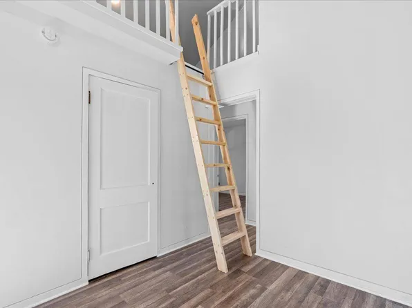 10650 Livingston St, Hamburg, MI 48139