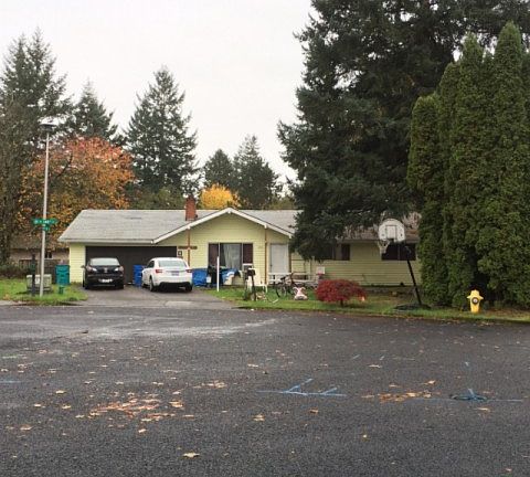 4th image of 600 NE 148th Ave