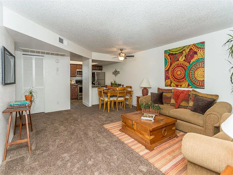 Butterfield Apartments — Photo 15