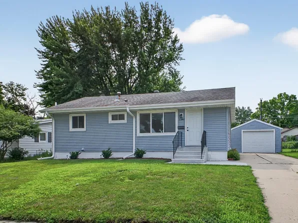 1340 Elton Hills Dr NW, Rochester, MN 55901