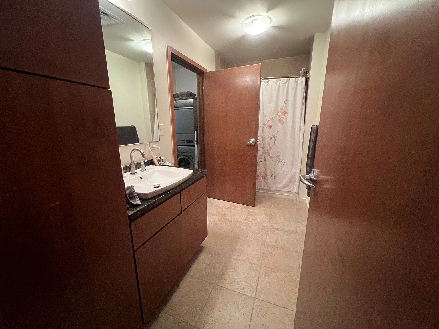 1 bed, 750 sqft, $1,750 — Photo 4