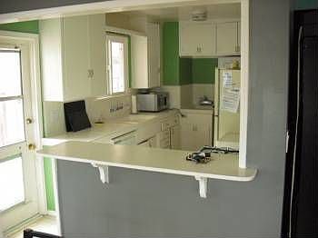 2nd image of 707 S Juanita Ave