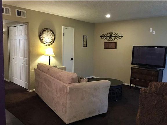 4th image of 205 Coral Ave #A
