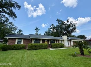 2856 Wildwood Cres, Marianna, FL 32448