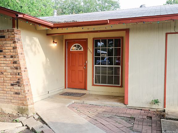 3rd image of 5306 LA CRESENTA ST