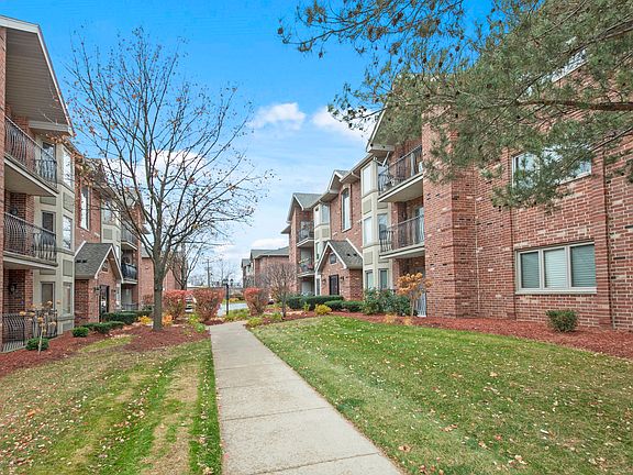 5th image of 9410 S Melvina Ave #3NE