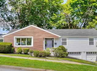 9 Blossom Hill Rd, Winchester, MA 01890