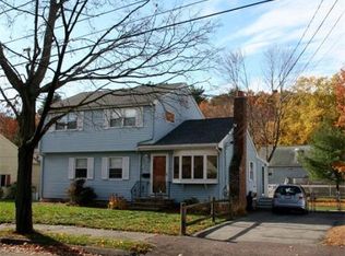 25 Karen Rd, Wakefield, MA 01880