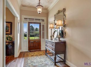 13411 W Lakeshore Dr, Prairieville, LA 70769