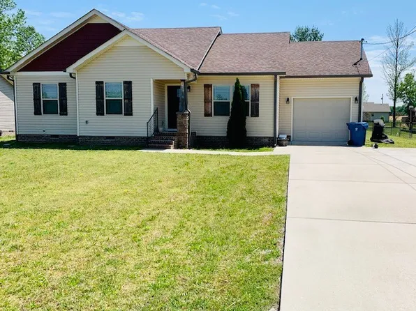 267 Ester Ln, Manchester, TN 37355