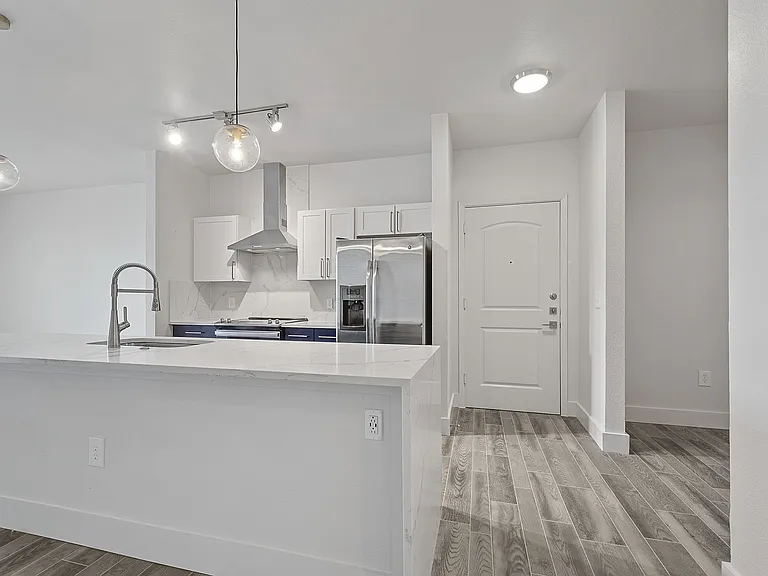 The Lofts at West 7th — Photo 10
