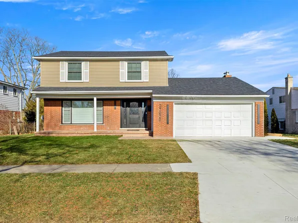 27020 Havelock Dr, Dearborn Heights, MI 48127