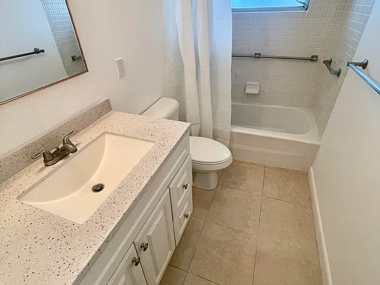 2521 Emory Dr W #F — Photo 7