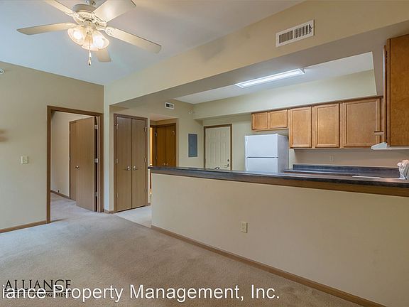 4th image of 512 N 11th St #3119447