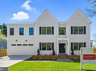 8620 Ridge Rd, Bethesda, MD 20817