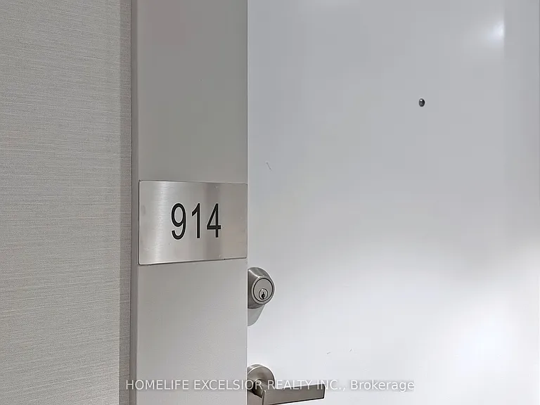 195 Redpath Ave #914 — Photo 8