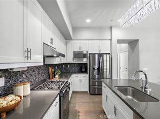 93 Promesa Ave, Mission Viejo, CA 92694