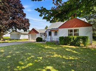 W6444 Greenville Dr, Greenville, WI 54942