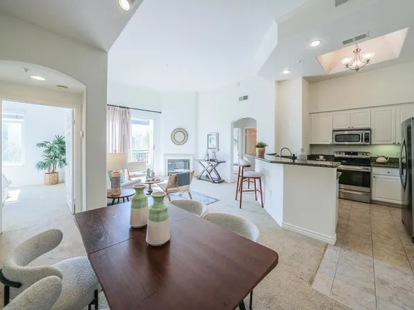 4175 Executive Dr #G407, La Jolla, CA 92037