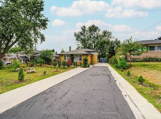 16 Arrowflight Dr, Markham, ON L3P 1S1