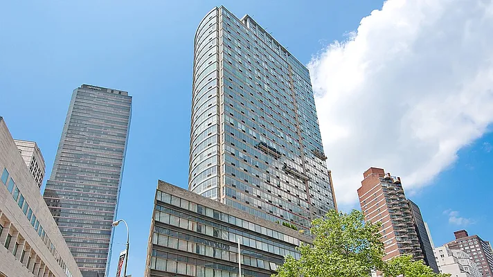 Sold by Corcoran | media 6