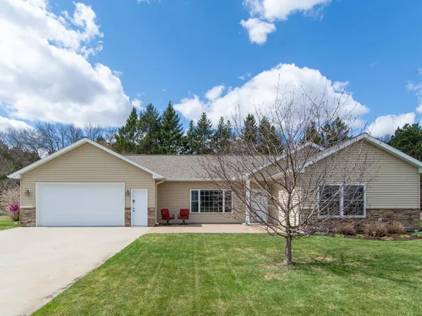 17841 Carter Ln, Little Falls, MN 56345