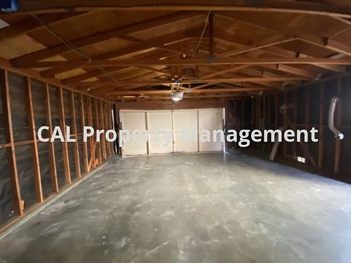 1608 Ukiah Way — Photo 13