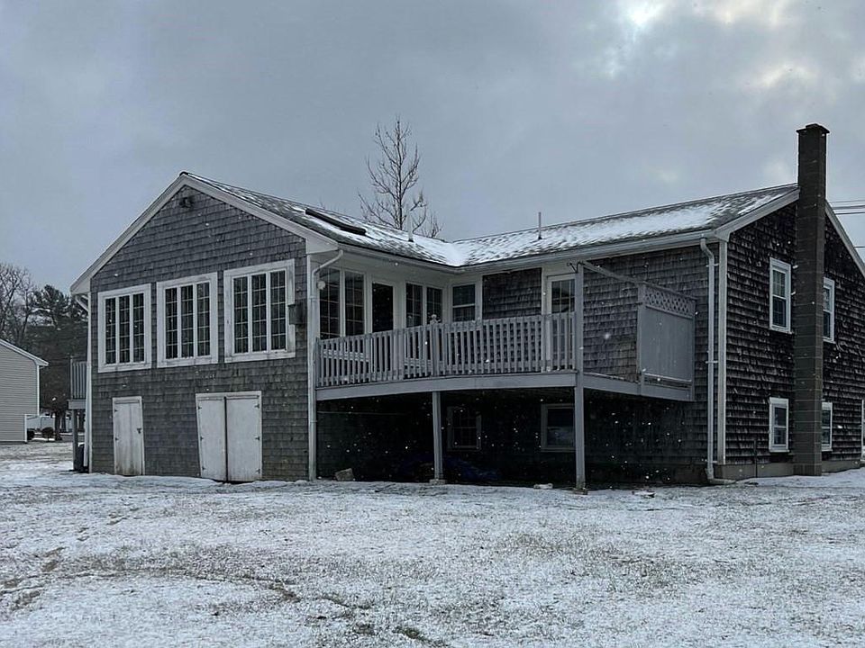 2nd image of 688 Plymouth St