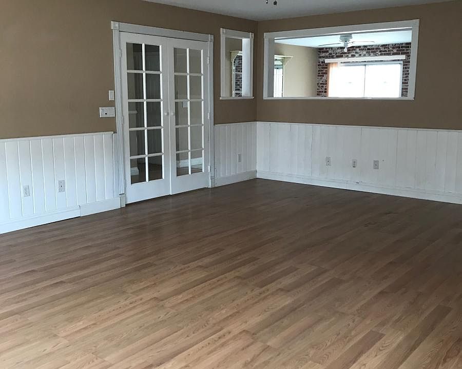 1st image of 42080 Thornton Ave