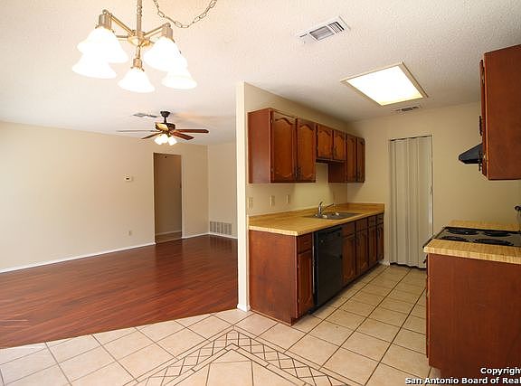 5th image of 5958 Cliff Bank St