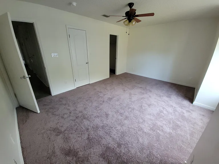 1913 Woodbridge Dr — Photo 14