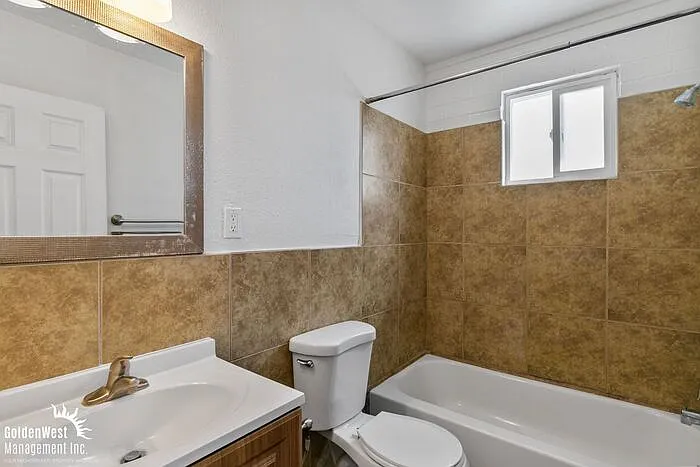 8835 N 3rd St #11 — Photo 11