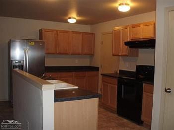 4th image of 5012 203rd Street Ct E