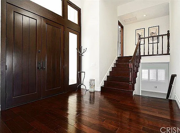 3970 Ellenita Ave — Photo 2
