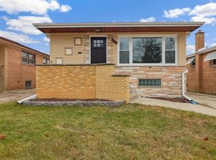 2821 W 101st Pl, Evergreen Park, IL