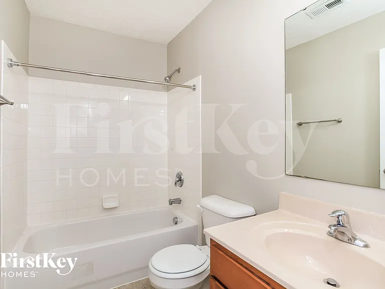 6311 Sara Ct — Photo 10