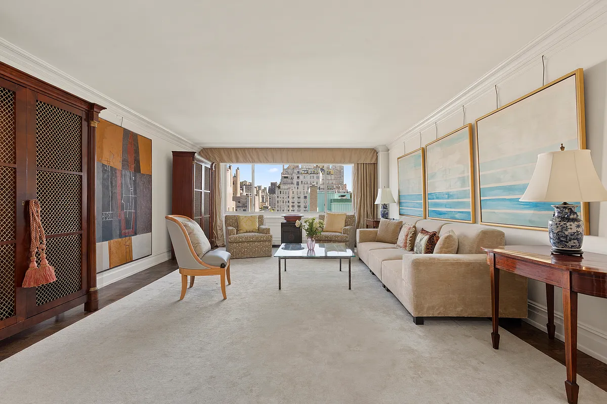 10 East 70th Street #11A in Lenox Hill, Manhattan | StreetEasy