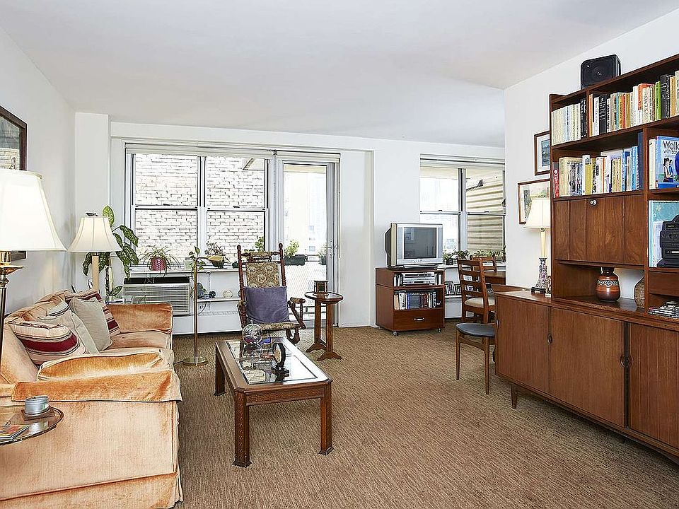 1st image of 303 W 66th St #17