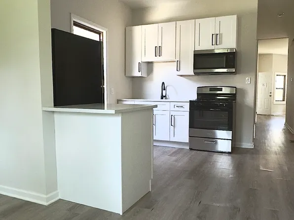 5344 S Carpenter St, Chicago, IL